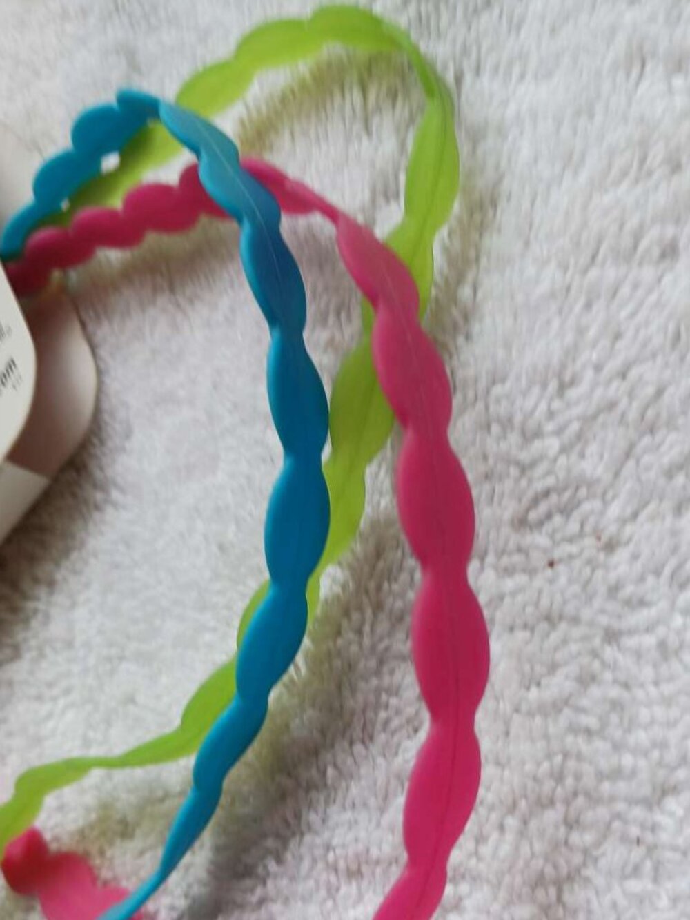 3 Scunci No Slip Grip Thin Wavy Silicone Gentle No Metal Damage Head Bands Wraps